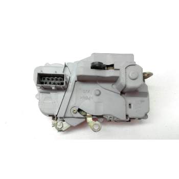 Recambio de cerradura puerta delantera derecha para citroën berlingo 1.9 d cumbre familiar referencia OEM IAM 9136P7  