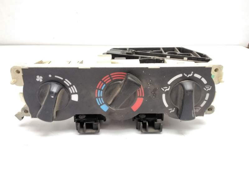 Recambio de mando calefaccion aire acondicionado para nissan primera (p11) 1.8 16v referencia OEM IAM 7040230732  