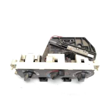 Recambio de mando calefaccion aire acondicionado para nissan primera (p11) 1.8 16v referencia OEM IAM 7040230732  