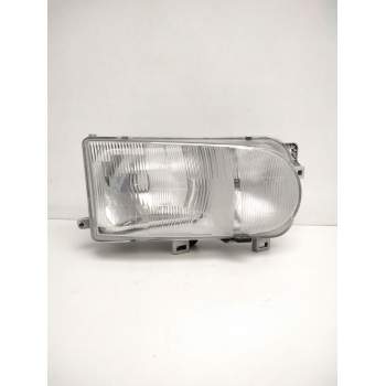 FARO DERECHO 260107C008 NISSAN 67735060