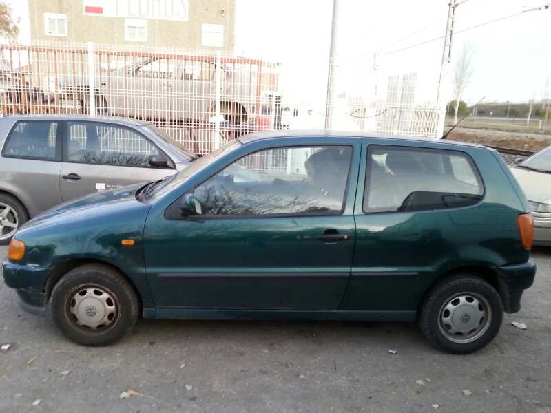volkswagen polo berlina (6n1) del año 1987