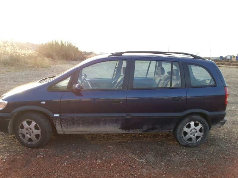 opel zafira a del año 2001
