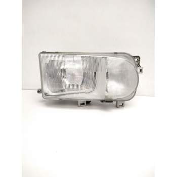 FARO DERECHO 260107C008 NISSAN 67735060