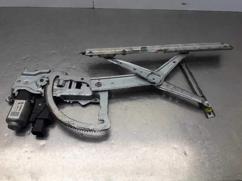 Recambio de elevalunas delantero izquierdo para opel corsa c club referencia OEM IAM 24466593  