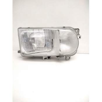 FARO DERECHO 260107C008 NISSAN 67735060