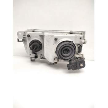 Recambio de faro derecho para nissan serena (c23) 2.0 d (kvjc23) referencia OEM IAM 260107C008 NISSAN 67735060