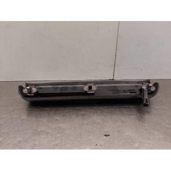 Recambio de piloto trasero central para opel corsa c club referencia OEM IAM 09114502 24416515 24517003