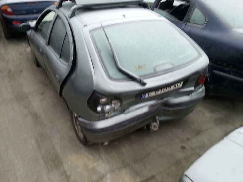 renault megane i berlina hatchback (ba0) del año 1998
