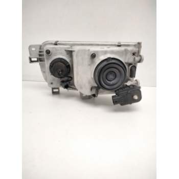Recambio de faro derecho para nissan serena (c23) 2.0 d (kvjc23) referencia OEM IAM 260107C008 NISSAN 67735060