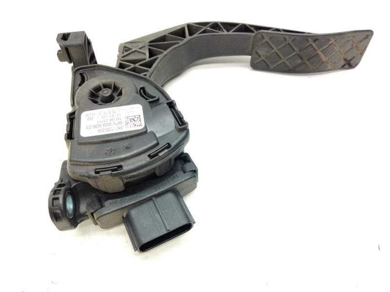 Recambio de pedal acelerador para audi a6 c7 (4g2, 4gc) 3.0 tdi quattro referencia OEM IAM 8K1723523A  