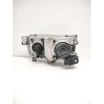 Recambio de faro derecho para nissan serena (c23) 2.0 d (kvjc23) referencia OEM IAM 260107C011 NISSAN 67736080