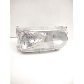 Recambio de faro derecho para nissan serena (c23) 2.0 d (kvjc23) referencia OEM IAM 260107C011 NISSAN 67736080