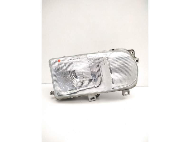 Recambio de faro derecho para nissan serena (c23) 2.0 d (kvjc23) referencia OEM IAM 260107C011 NISSAN 67736080