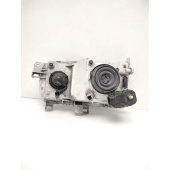 Recambio de faro derecho para nissan serena (c23) 2.0 d (kvjc23) referencia OEM IAM 260107C011 NISSAN 67736080