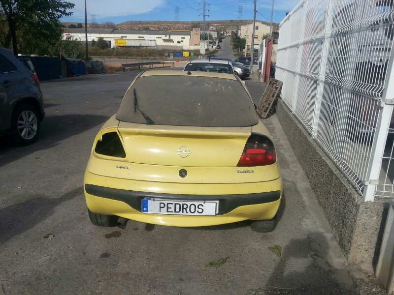 opel tigra del año 1995