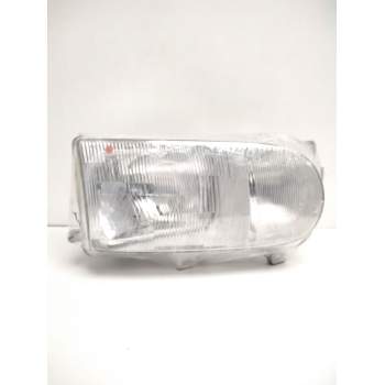 Recambio de faro derecho para nissan serena (c23) 2.0 d (kvjc23) referencia OEM IAM 260107C011 NISSAN 67736080