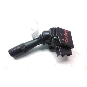 Recambio de mando limpia para toyota auris touring sports (e18) hybrid active referencia OEM IAM 0267017F858 17F857 