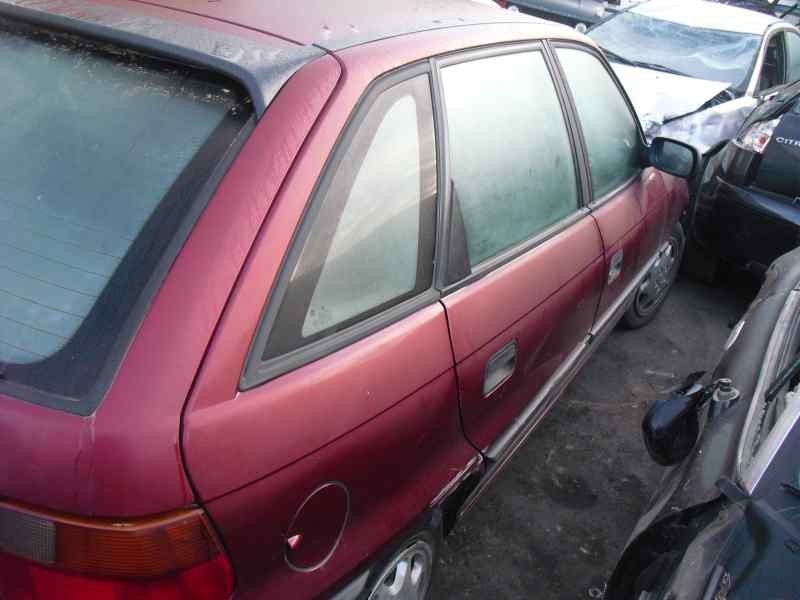 opel astra f berlina del año 1994