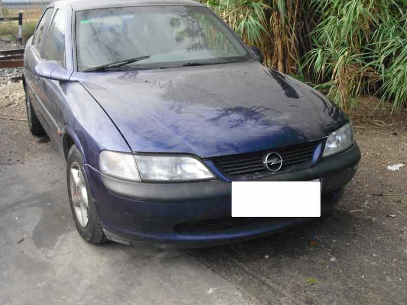 opel vectra b berlina del año 1997