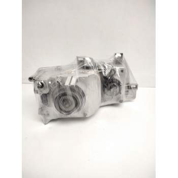 Recambio de faro derecho para nissan serena (c23) 2.0 d (kvjc23) referencia OEM IAM 260109C108 NISSAN 67626060