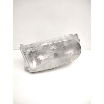 Recambio de faro derecho para nissan serena (c23) 2.0 referencia OEM IAM 260109C108 NISSAN 67626060
