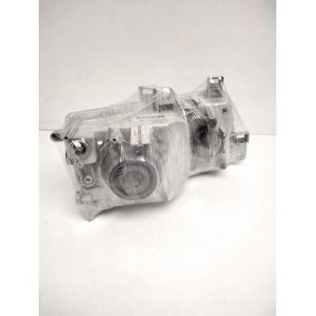 Recambio de faro derecho para nissan serena (c23) 2.0 d (kvjc23) referencia OEM IAM 260109C108 NISSAN 67626060