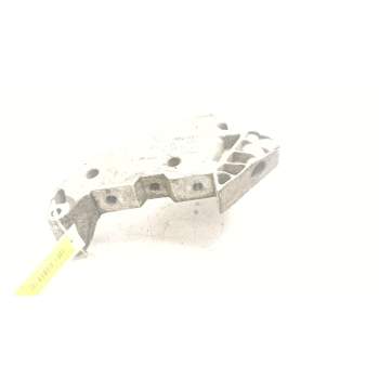 Recambio de soporte motor para seat leon (1p1) 2.0 tdi referencia OEM IAM 03G199207E  