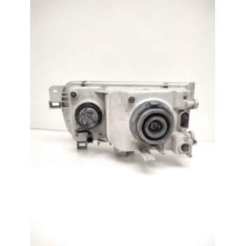 Recambio de faro derecho para nissan serena (c23) 2.0 d (kvjc23) referencia OEM IAM 260109C108 NISSAN 67626060