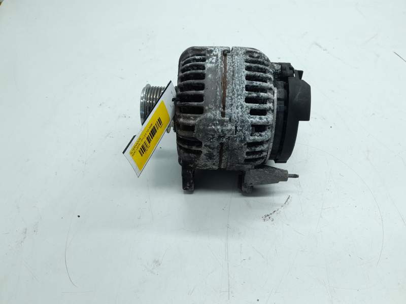 Recambio de alternador para seat leon (1p1) 2.0 tdi referencia OEM IAM 06F903023F  