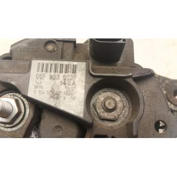 Recambio de alternador para seat leon (1p1) 2.0 tdi referencia OEM IAM 06F903023F  