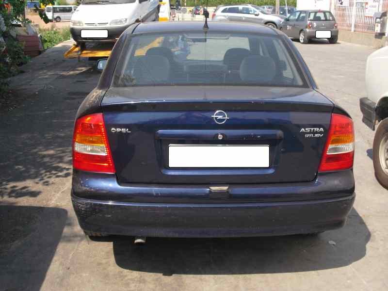 opel astra g berlina del año 1999