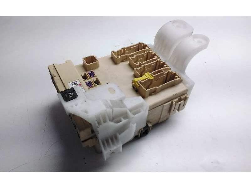 Recambio de centralita bsi para toyota auris touring sports (e18) hybrid active referencia OEM IAM 8922102331  