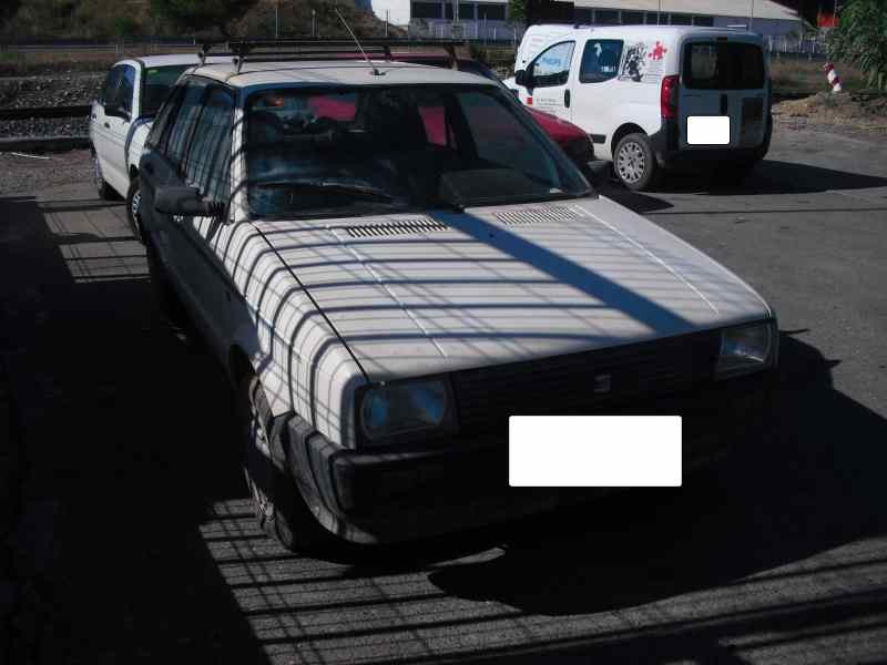 seat ibiza del año 1988