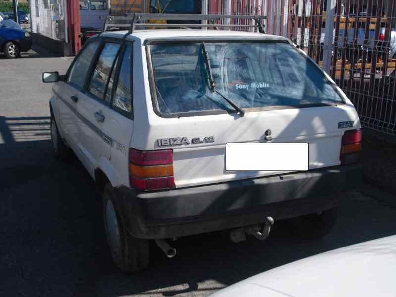 seat ibiza del año 1988