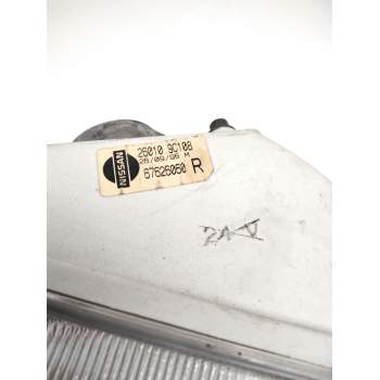 Recambio de faro derecho para nissan serena (c23) 2.0 d (kvjc23) referencia OEM IAM 260109C108 NISSAN 67626060