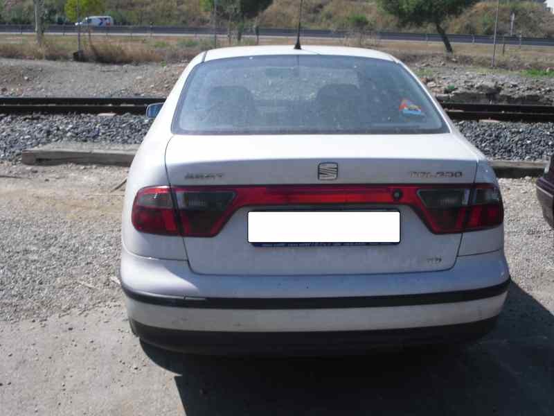 seat toledo (1m2) del año 2000