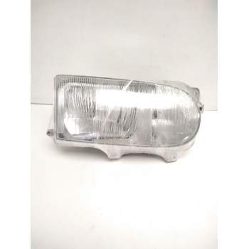 Recambio de faro derecho para nissan serena (c23) 2.3 d referencia OEM IAM 260109C108 NISSAN 67626060