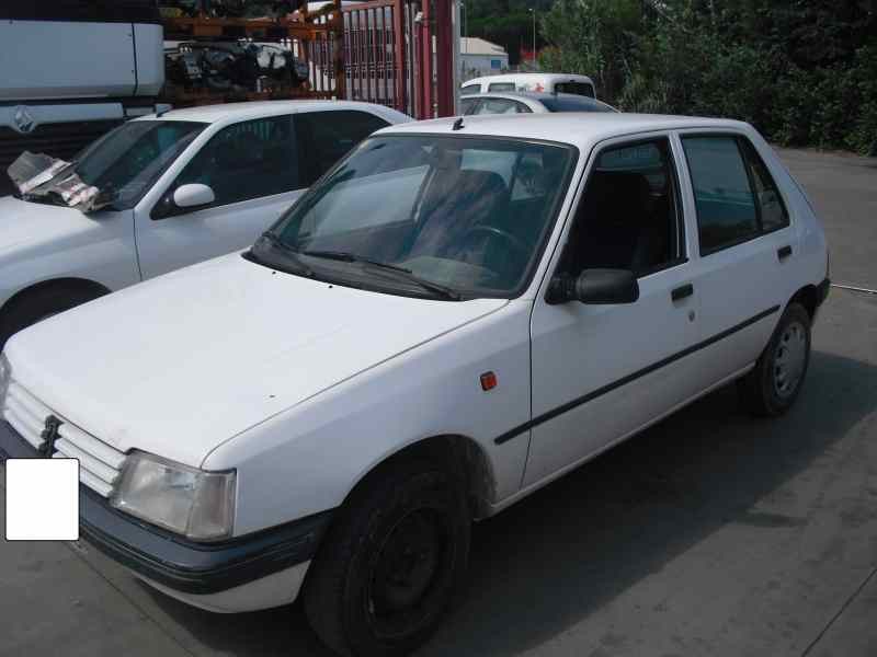 peugeot 205 berlina del año 1997