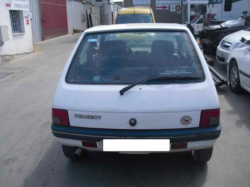 peugeot 205 berlina del año 1997