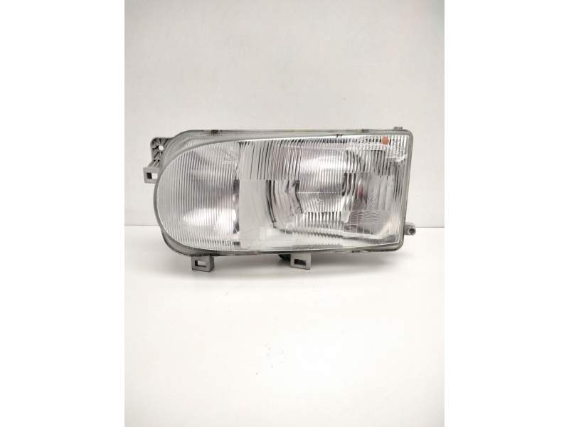 Recambio de faro izquierdo para nissan serena (c23) 2.0 d (kvjc23) referencia OEM IAM 260607C001 NISSAN 67725890