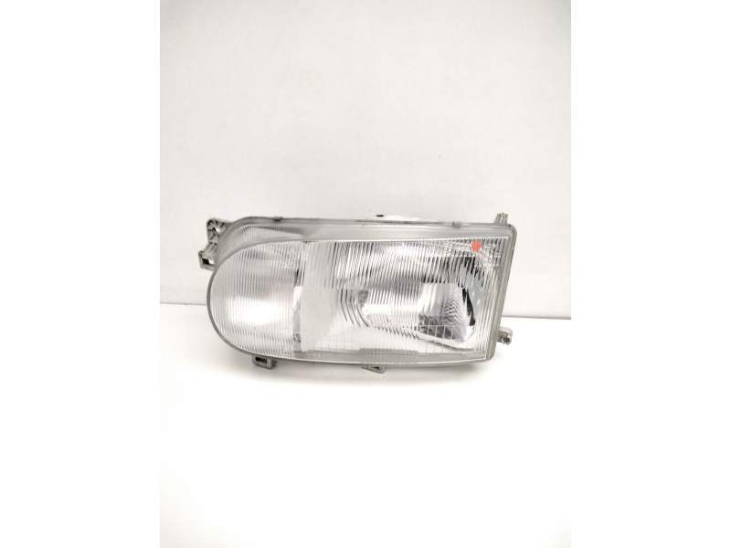 Recambio de faro izquierdo para nissan serena (c23) 2.3 d referencia OEM IAM 260607C001 NISSAN 67725890
