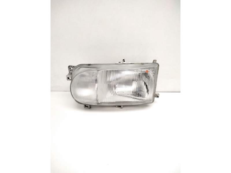 Recambio de faro izquierdo para nissan serena (c23) 2.3 d referencia OEM IAM 260607C001 NISSAN 67725890