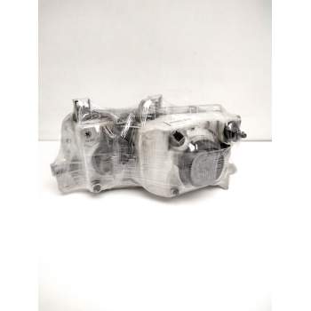 Recambio de faro izquierdo para nissan serena (c23) 2.3 d referencia OEM IAM 260607C001 NISSAN 67725890