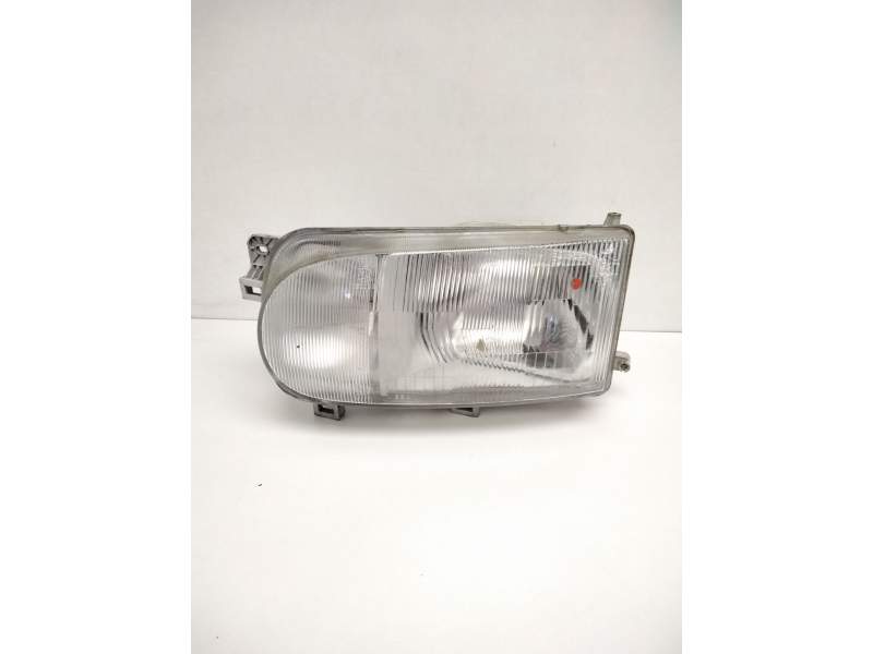 Recambio de faro izquierdo para nissan serena (c23) 2.3 d referencia OEM IAM 260607C005 NISSAN 67725970