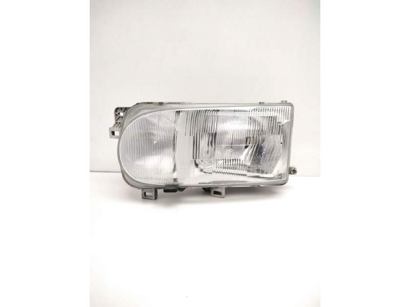 Recambio de faro izquierdo para nissan serena (c23) 2.0 d (kvjc23) referencia OEM IAM 260607C008 NISSAN 67735050