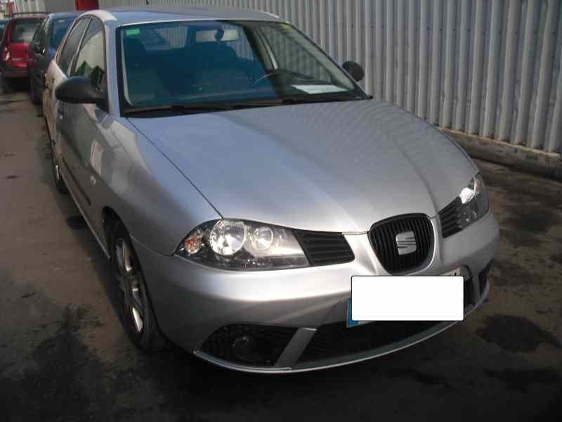 seat ibiza (6l1) del año 2002