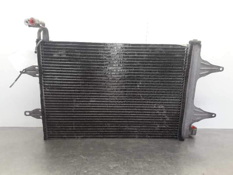 Recambio de condensador / radiador aire acondicionado para seat ibiza (6l1) hit referencia OEM IAM 6Q0820411K  