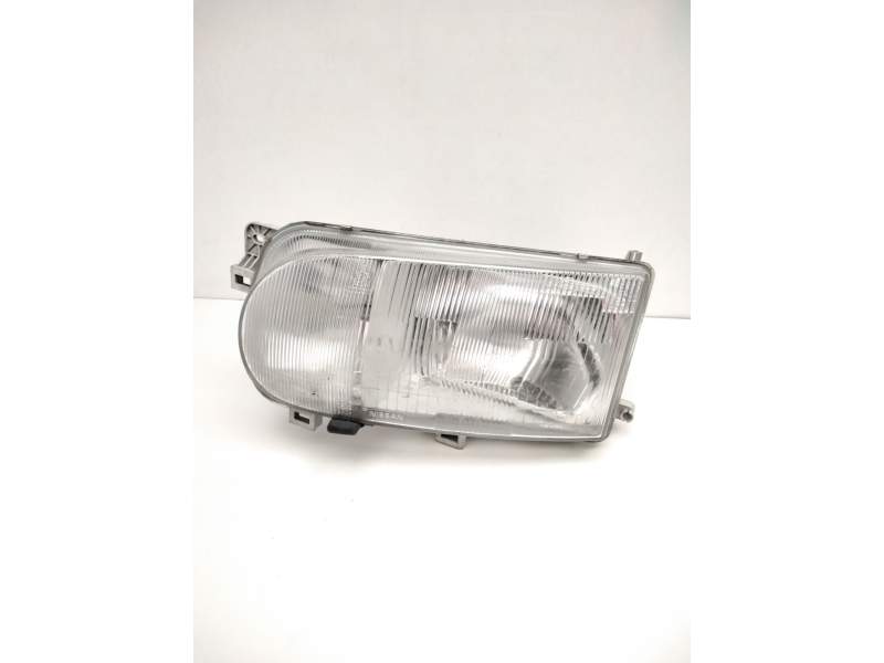 Recambio de faro izquierdo para nissan serena (c23) 2.3 d referencia OEM IAM 260607C008 NISSAN 67735050