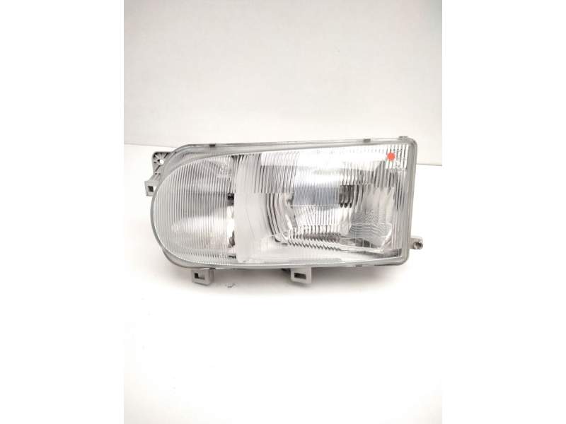 Recambio de faro izquierdo para nissan serena (c23) 2.3 d referencia OEM IAM 260607C011 67736070 