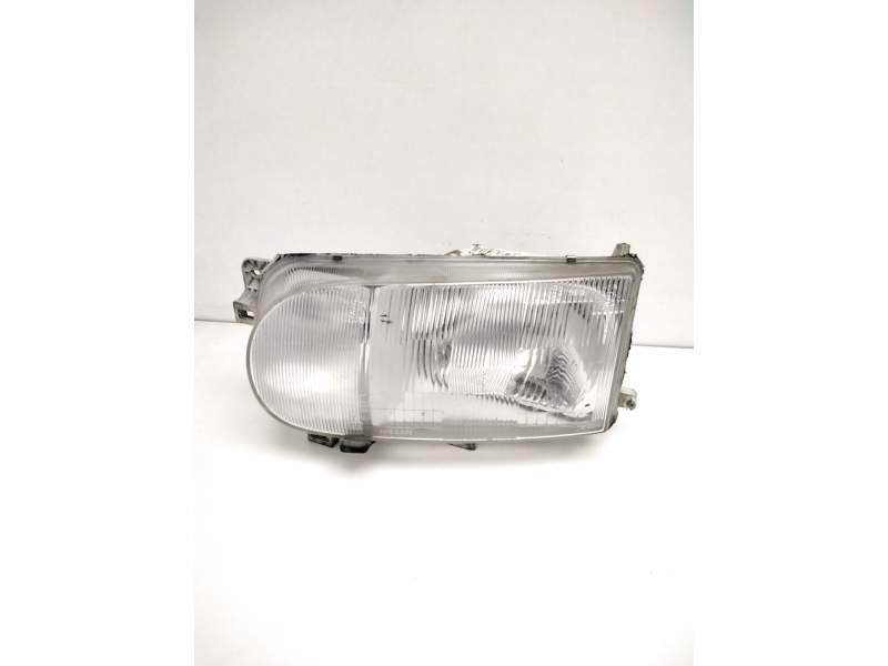 Recambio de faro izquierdo para nissan serena (c23) 2.3 d referencia OEM IAM 260708C003 NISSAN 67725735